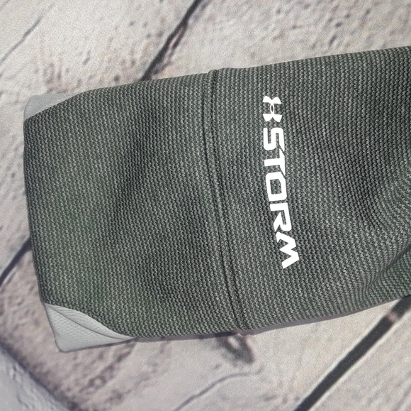 Under armour jacket - Picture 3 of 6